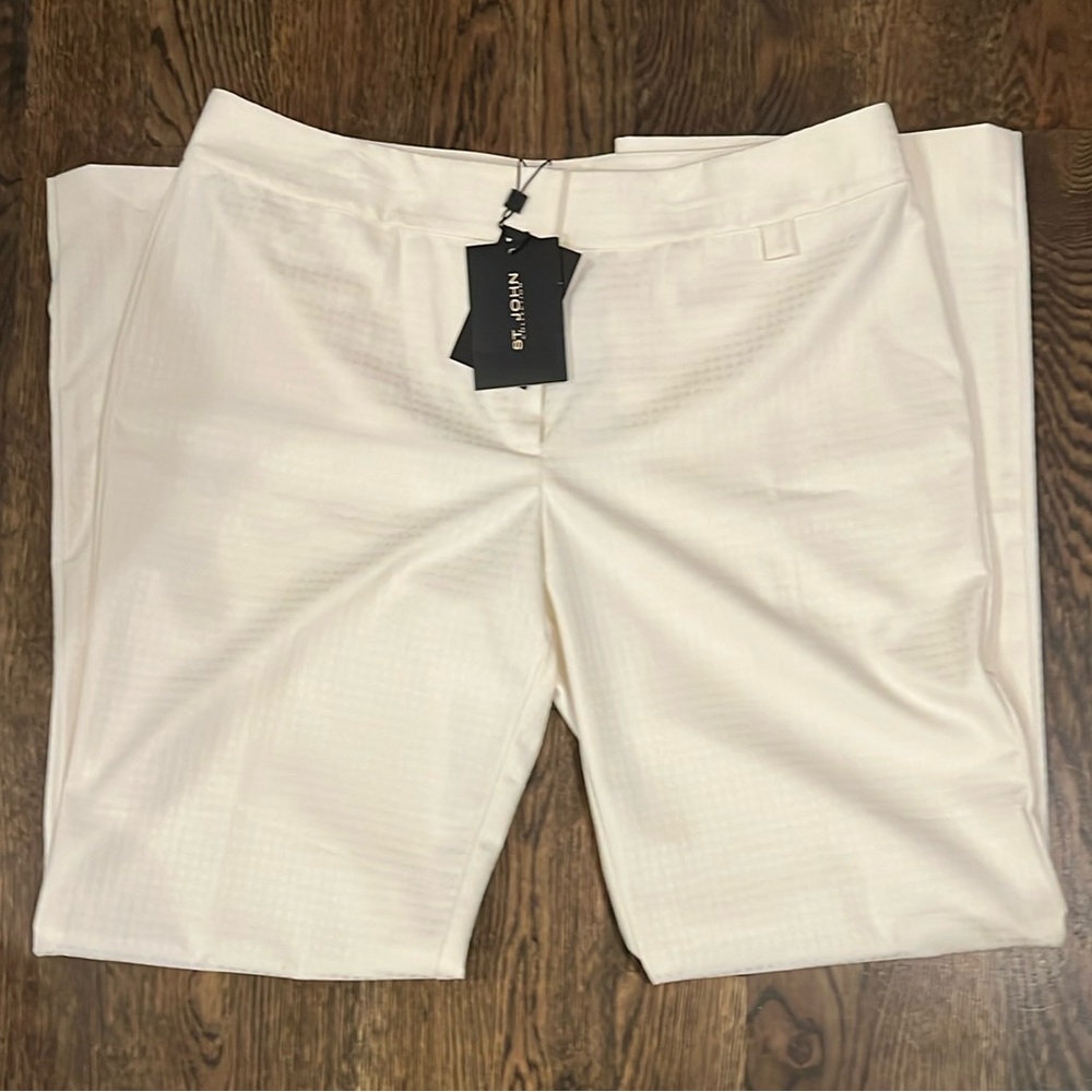 NWT! ST. JOHN COLLECTION White/Cream Dress Pants! Size 16!